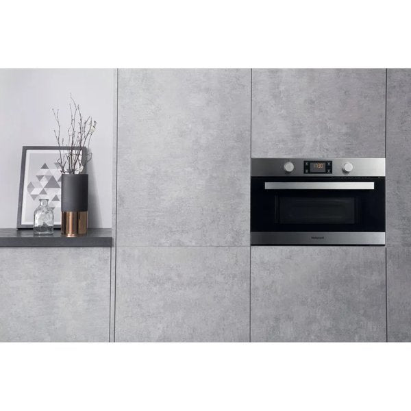 Hotpoint MD 344 IX H Class 3  Built in Microwave Stainless Steel