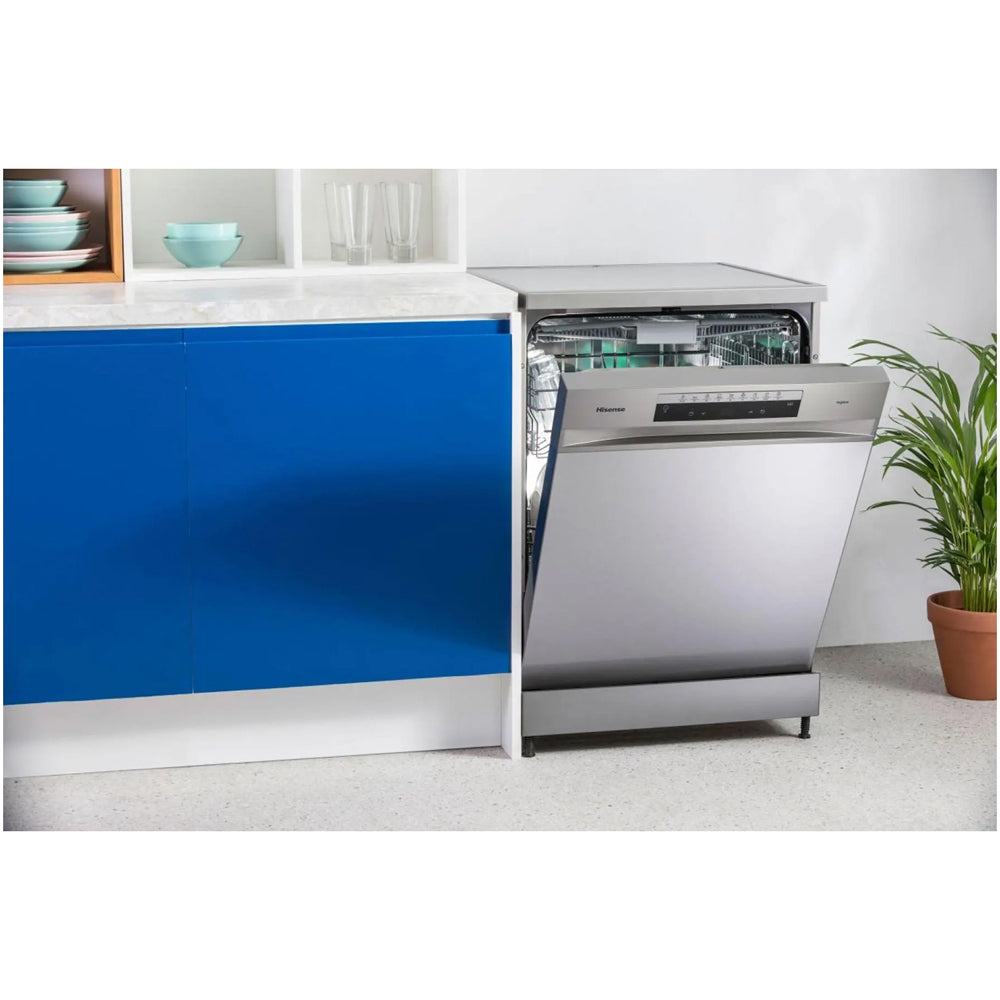 Hisense HS642D90XUK Full-Size Freestanding Dishwasher 14 Place Settings - Stainless Steel