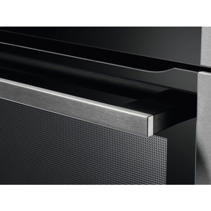AEG 6000 Series BPE556060M Steam Bake Electric Single Built in Oven with Retractable Dials in Steinless Steel