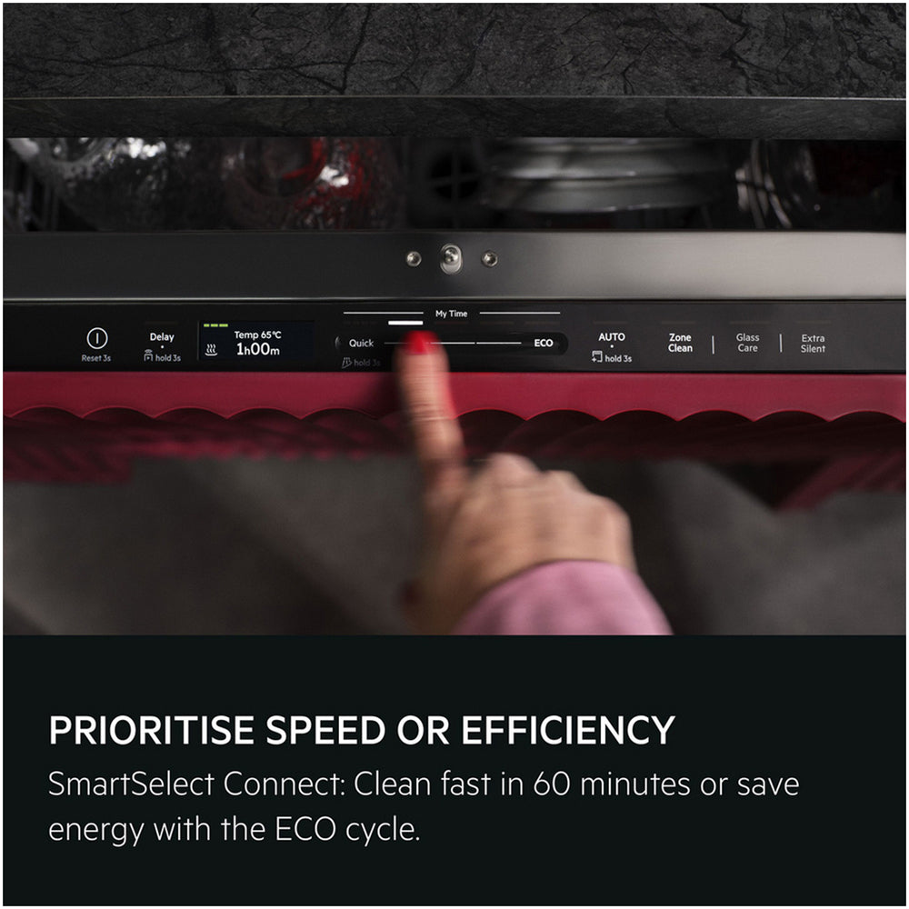 AEG Series 8000  GI8200A2TU SatelliteClean Pro Integrated Dishwasher 14 Place Settings