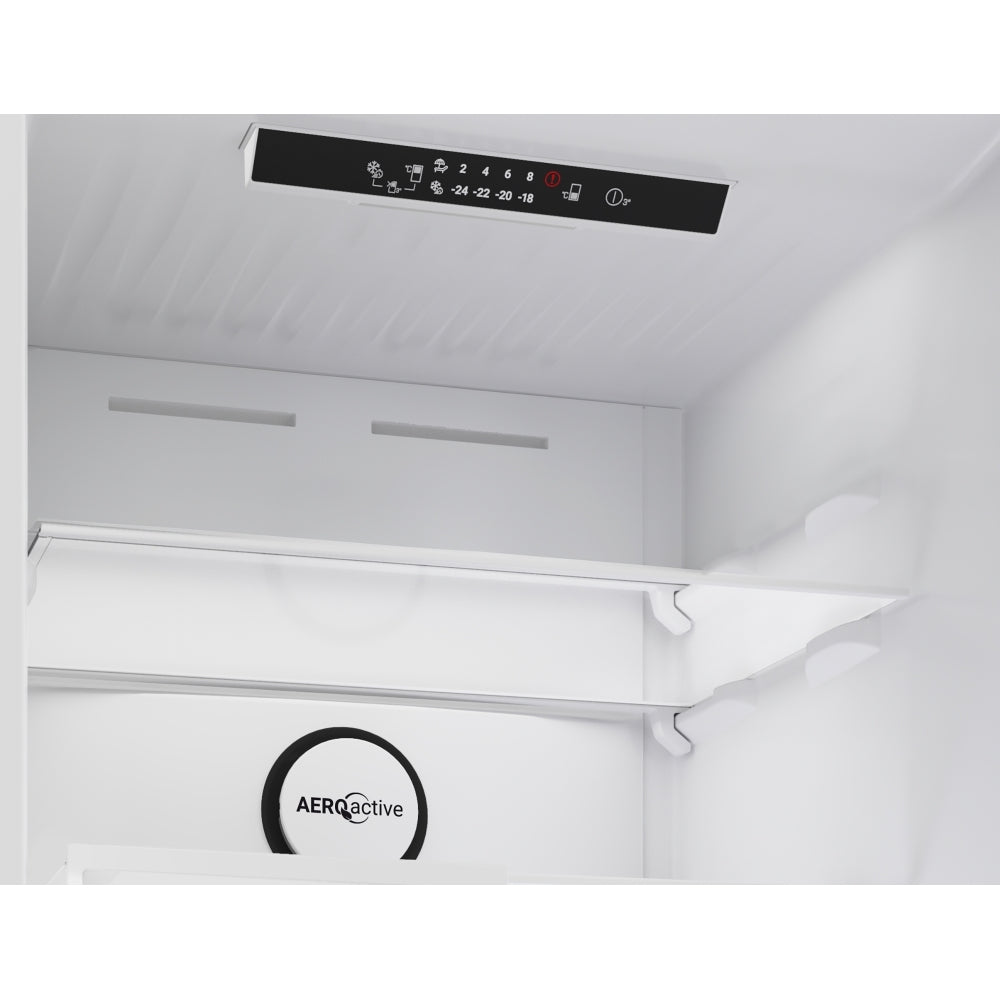 Blomberg KND24692V Freestanding Aeroactive Total No Frost Fridge Freezer with Vitamin Care+ White - CLEARANCE
