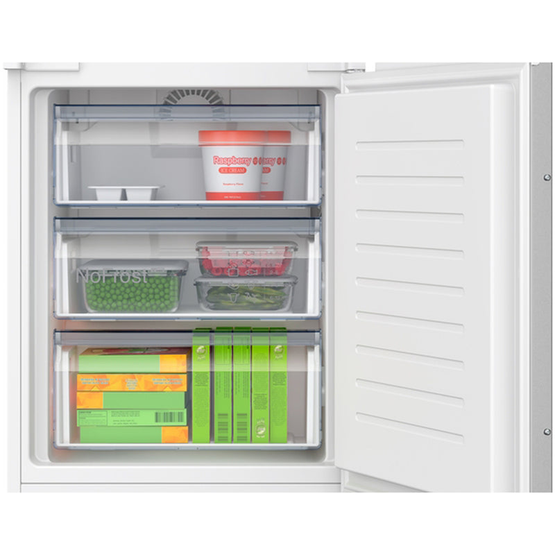 Bosch KIN96NSE0G Series 2 Fully Integrated 60/40 Fridge Freezer Frost Free - E Rated