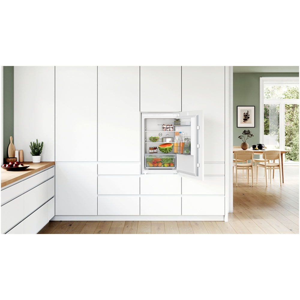 Bosch KIR21NSE0 Series 2 Fully Integrated Larder Fridge with Sliding Hinge - E Rated