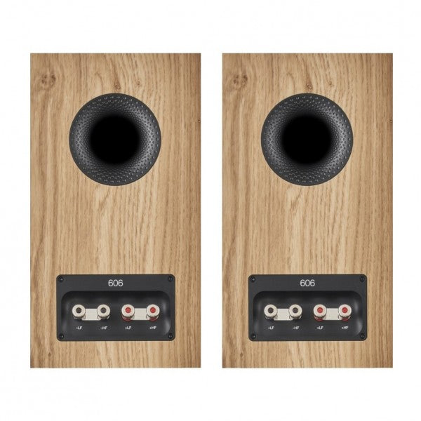 Bowers & Wilkins 606 S3 Bookshelf Speakers Oak with FS-600 S3 Silver Stands Oak