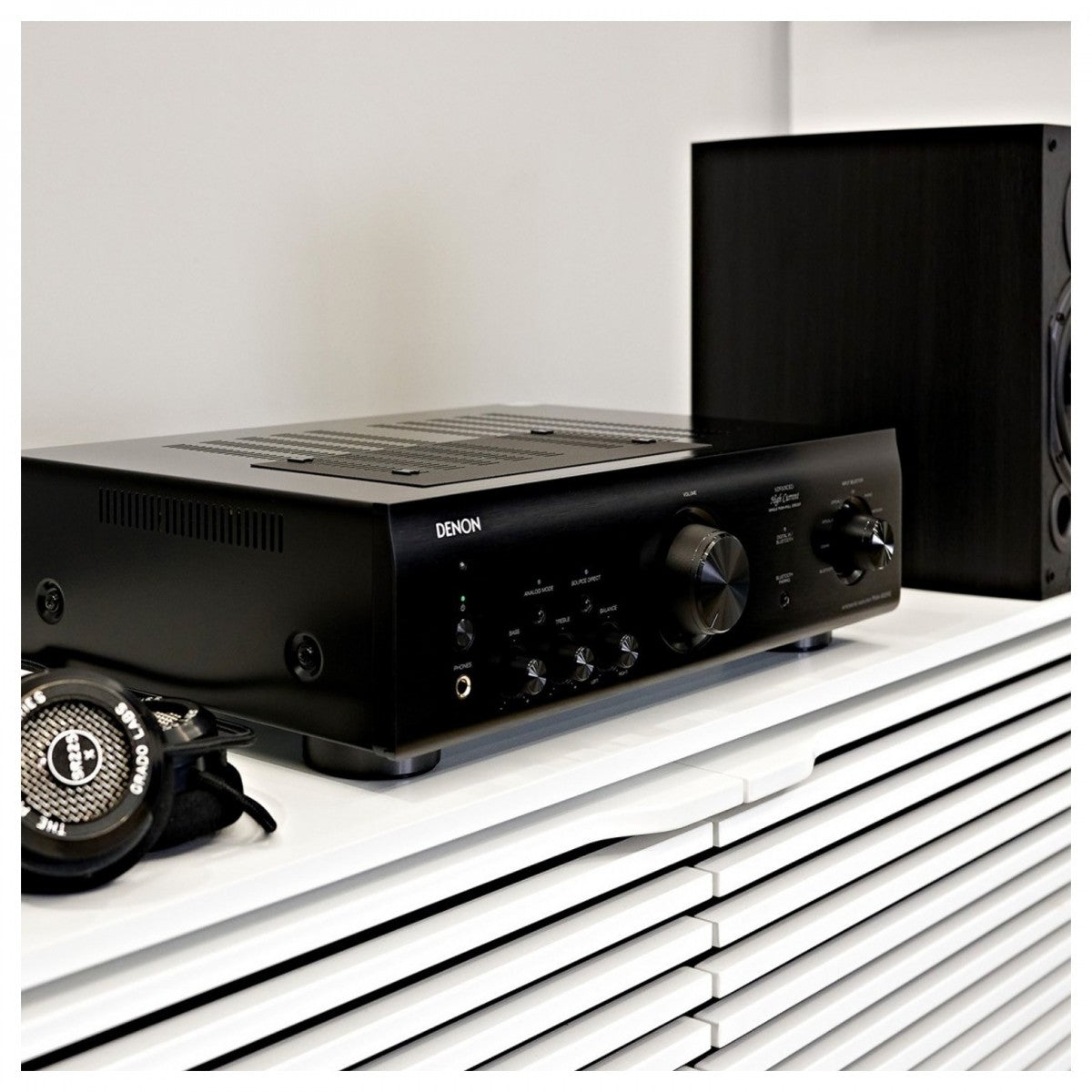 Denon PMA-600NE Amp & DCD-600NE CD Player with Wharfedale Diamond 12.3i Floorstanding Speakers Hi-Fi Bundle Black