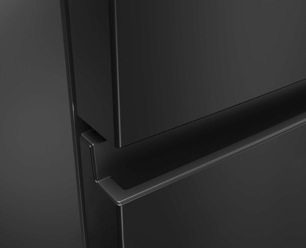 Haier HTR3518ENMTK 3D Series 3 60/40 Freestanding Frost Free Fridge Freezer Black Black