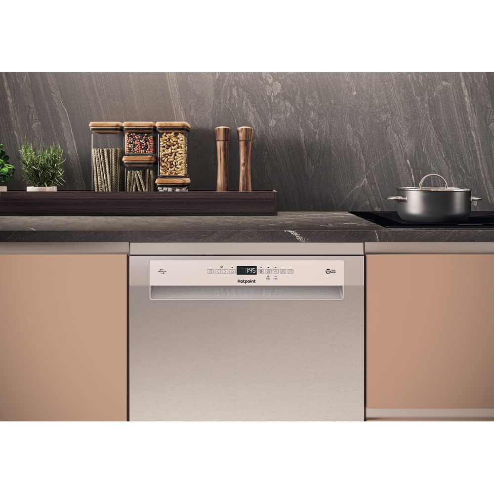 Hotpoint H7F HP43 X UK Freestanding Full Size Dishwasher 15 Place Settings with Maxi Space Inox H7FHP43X