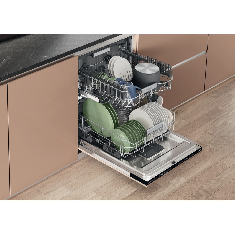 Hotpoint H7I HP42 L UK Integrated Full Size Dishwasher 15 Place Settings with Maxi Space H7IHP42L