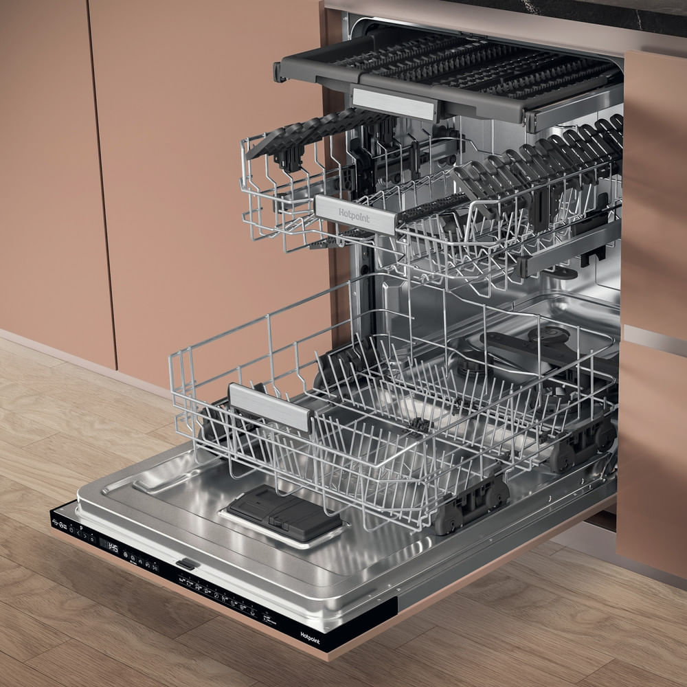 Hotpoint H7I HP42 L UK Integrated Full Size Dishwasher 15 Place Settings with Maxi Space H7IHP42L