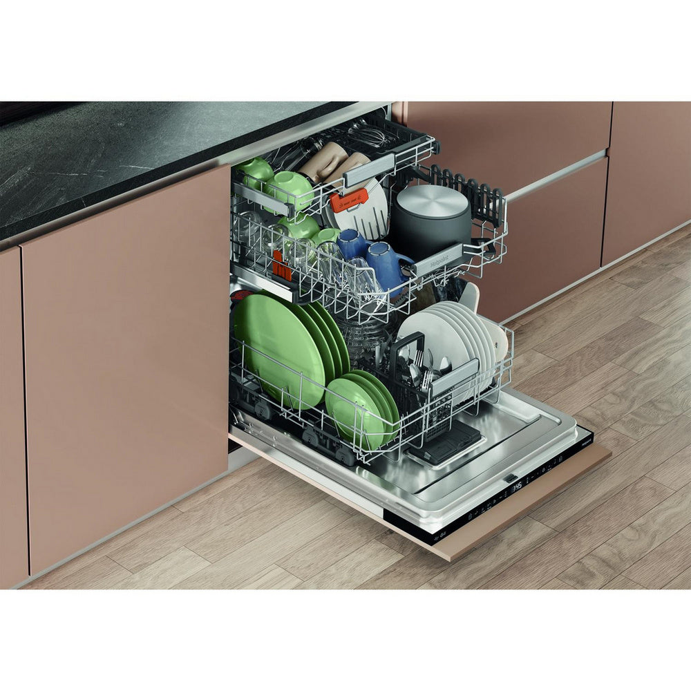 Hotpoint H8IB15M4TS Integrated Dishwasher with Maxi Space 15 Place Settings