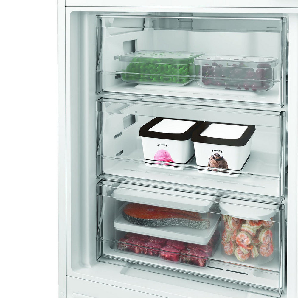 Hotpoint HPK25292B4UK 70/30 Dual No Frost Integrated Fridge Freezer with VitalCare White
