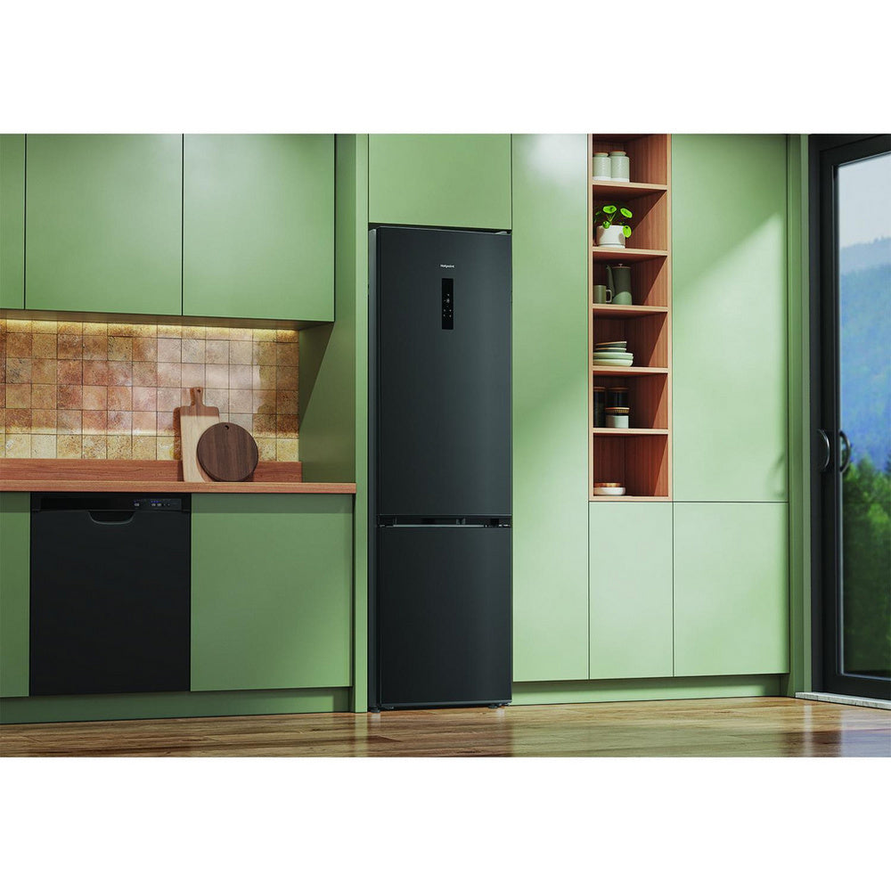 Hotpoint HPK26413XR6UKE Dual No Frost 70/30 Freestanding Fridge Freezer with VitalCare Black Steel