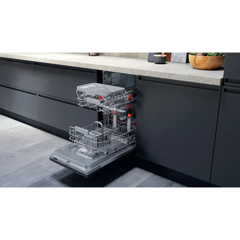 Hotpoint HSIO3T223WCEUKN Fully Integrated Slimline Dishwasher 10 Place Settings