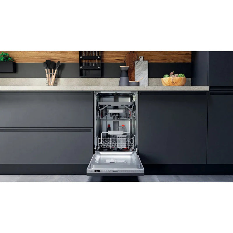 Hotpoint HSIO3T223WCEUKN Fully Integrated Slimline Dishwasher 10 Place Settings