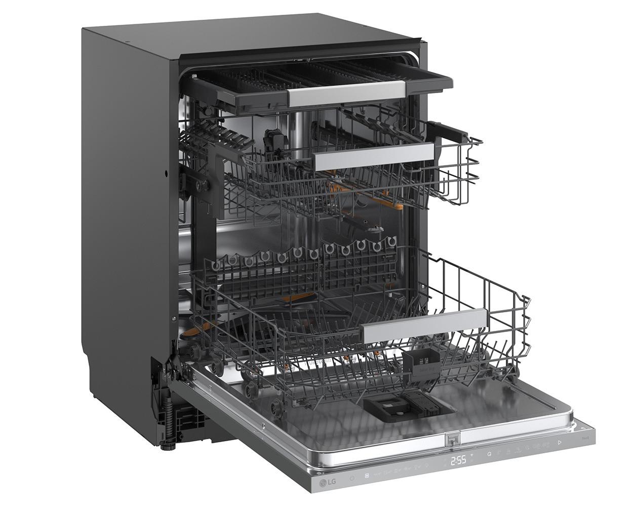 LG Series 8 TrueSteam QuadWash Pro DBGT836R 15 PS WiFi Connected Integrated Full Size Dishwasher