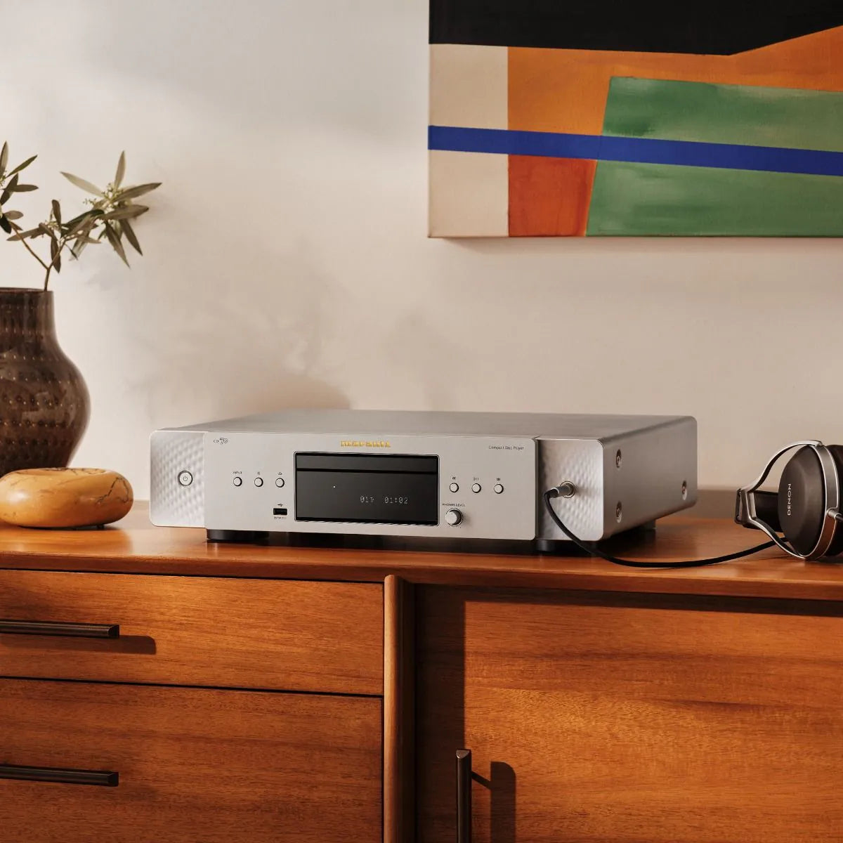 Marantz CD 70 CD Player with High-Performance DAC and USB Playback - Silver Gold Silver