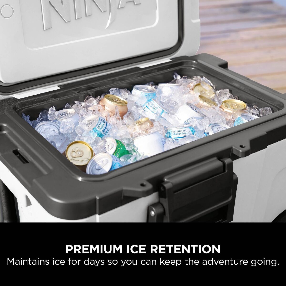 Ninja FB245UKWH FrostVault 45QT 42L Wheeled Cooler with Dry Zone Cloud White White