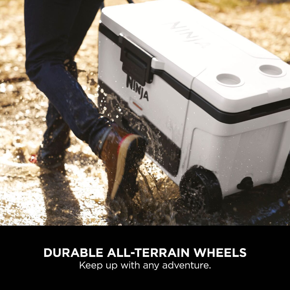 Ninja FB265EUUKWH FrostVault 65QT 61L Wheeled Cooler with Dry Zone Cloud White White