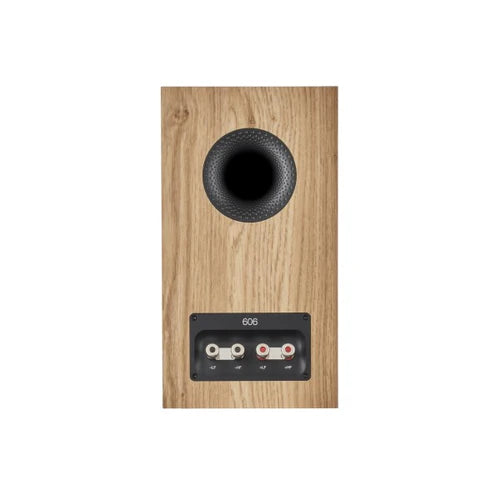 Marantz PM7000N Amplifier Black with Bowers & Wilkins 606 S3 Bookshelf Speakers Oak