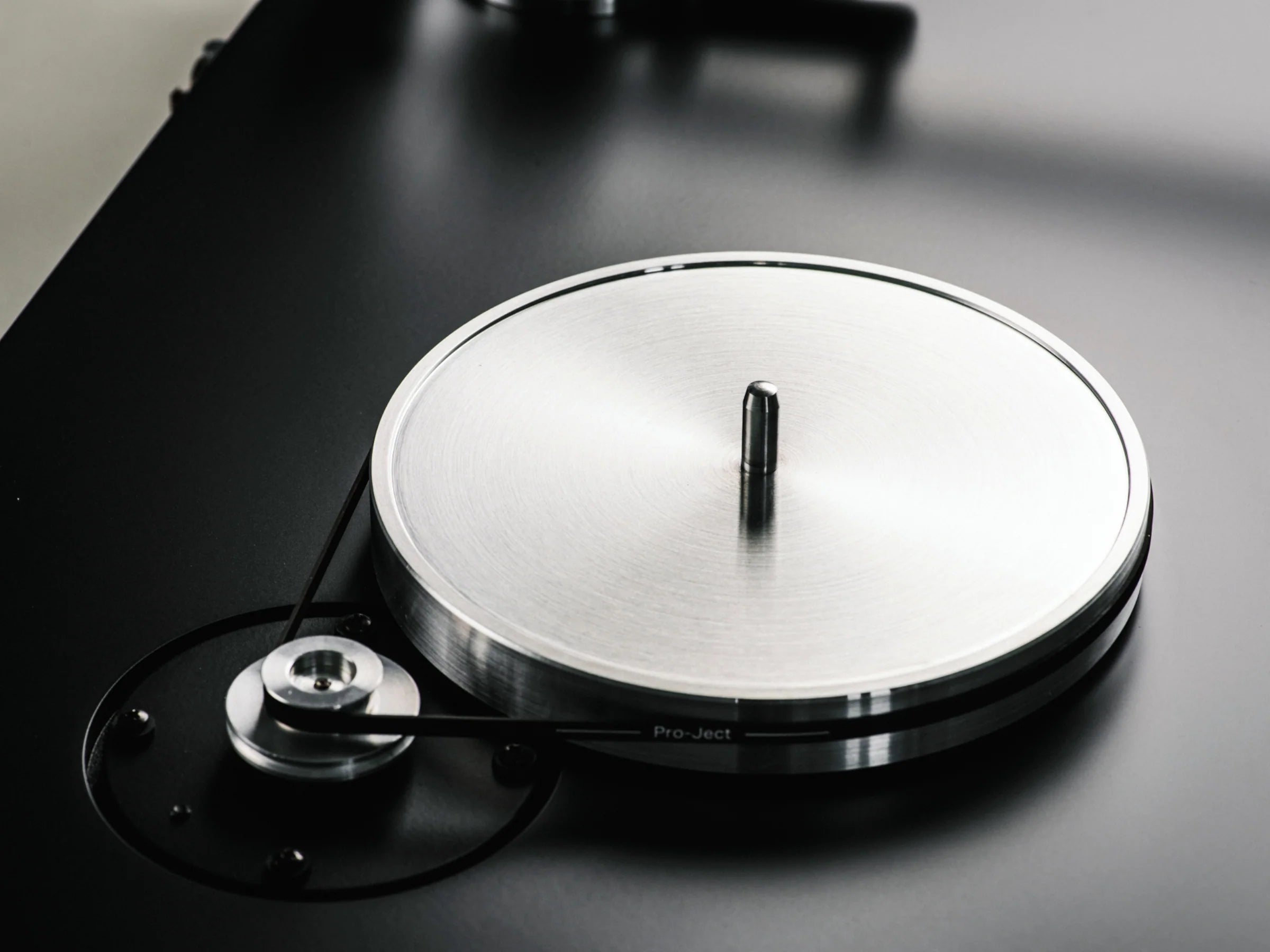 Pro-Ject Debut Reference 10 Belt Driven Turntable Black Satin - Clearance