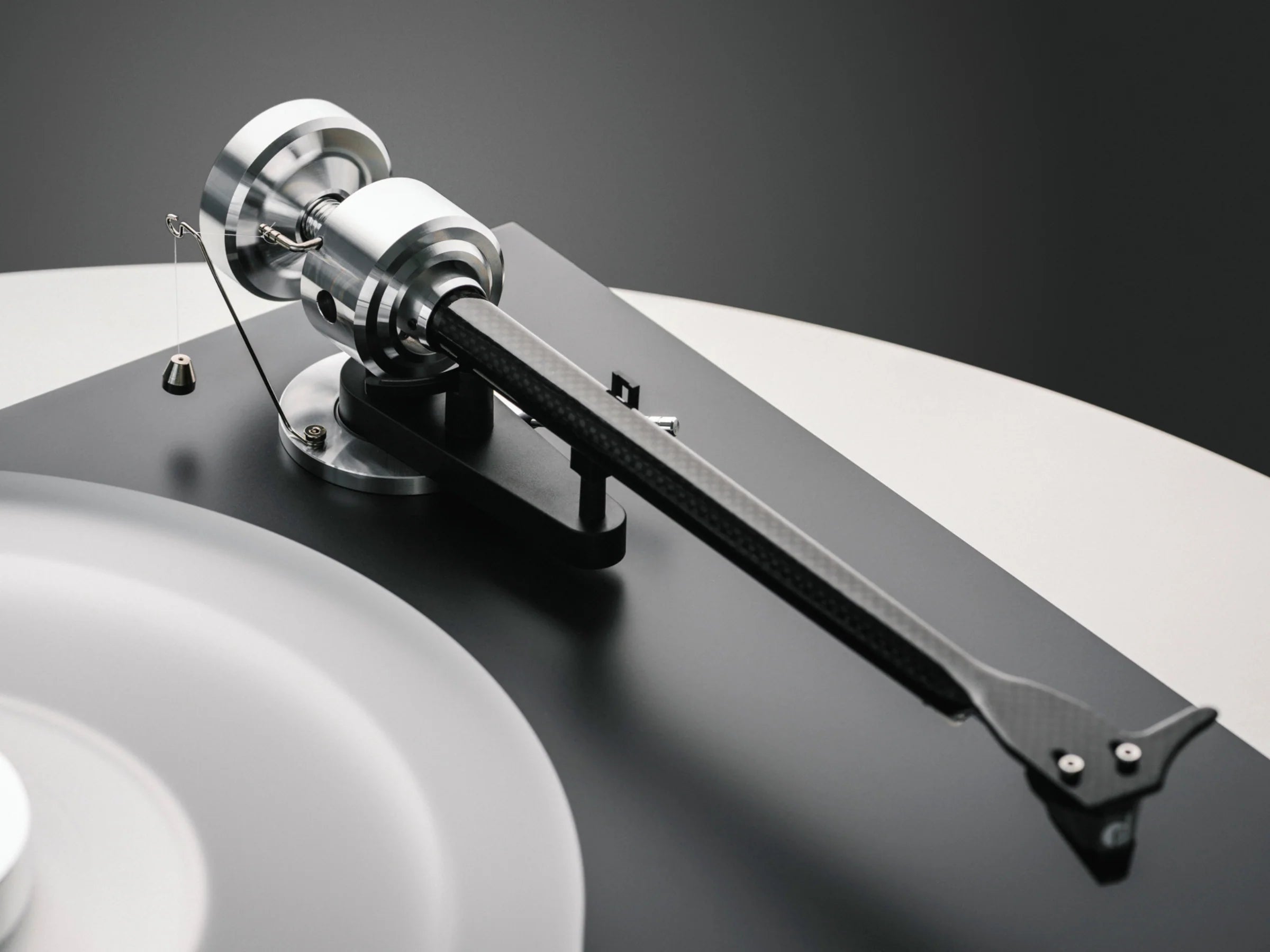 Pro-Ject Debut Reference 10 Belt Driven Turntable Black Satin - Clearance