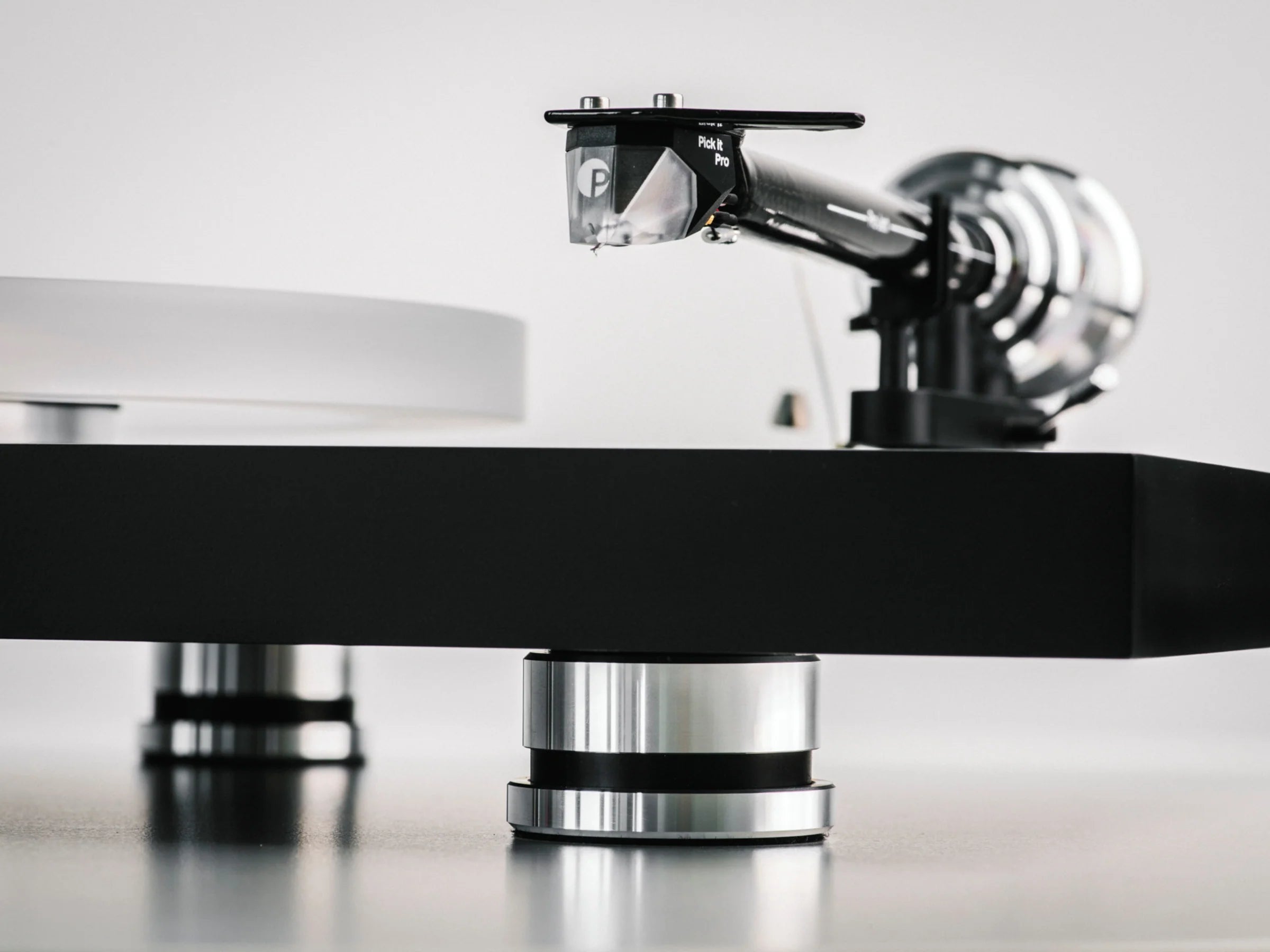Pro-Ject Debut Reference 10 Belt Driven Turntable Black Satin - Clearance