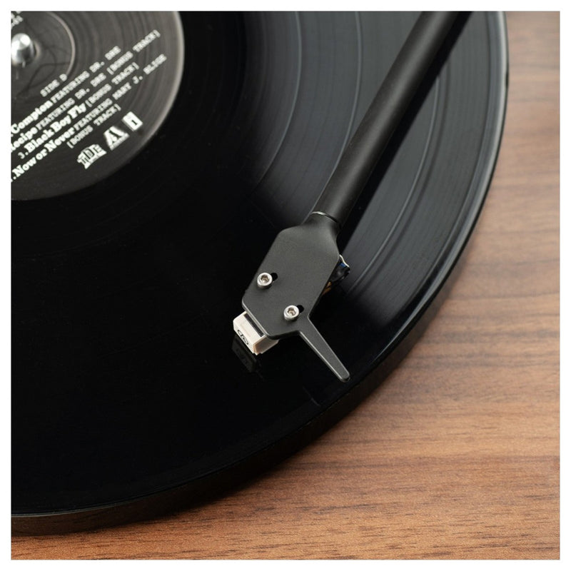 Pro-Ject E1 Plug & Play Entry Level Standard Turntable Turntable - Black Black