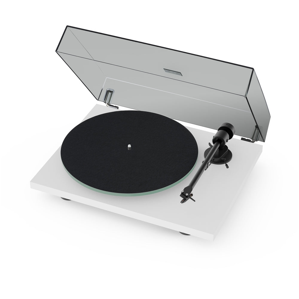 Pro-Ject T1 EVO Phono Belt-Driven Turntable White and Ruark R410 Integrated Wireless Music System White HiFi Package