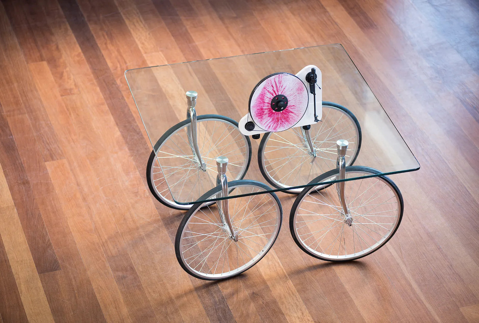 Pro-Ject VT-E BT R Wireless Plug & Play Vertical Bluetooth Turntable White Gloss White