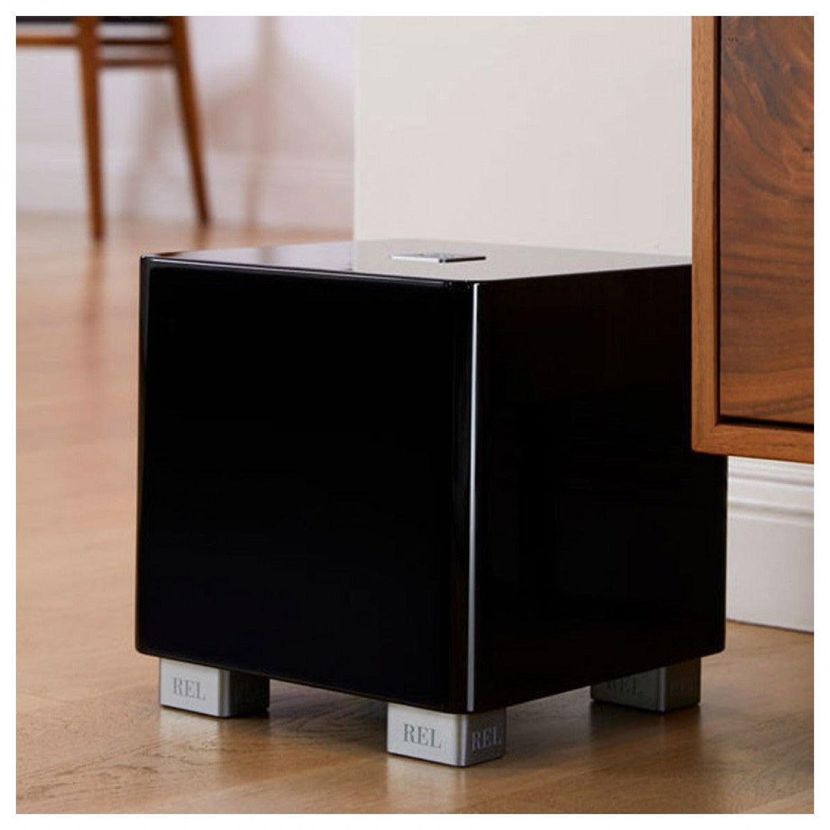 REL T5x 125 Watt Subwoofer - Black Black
