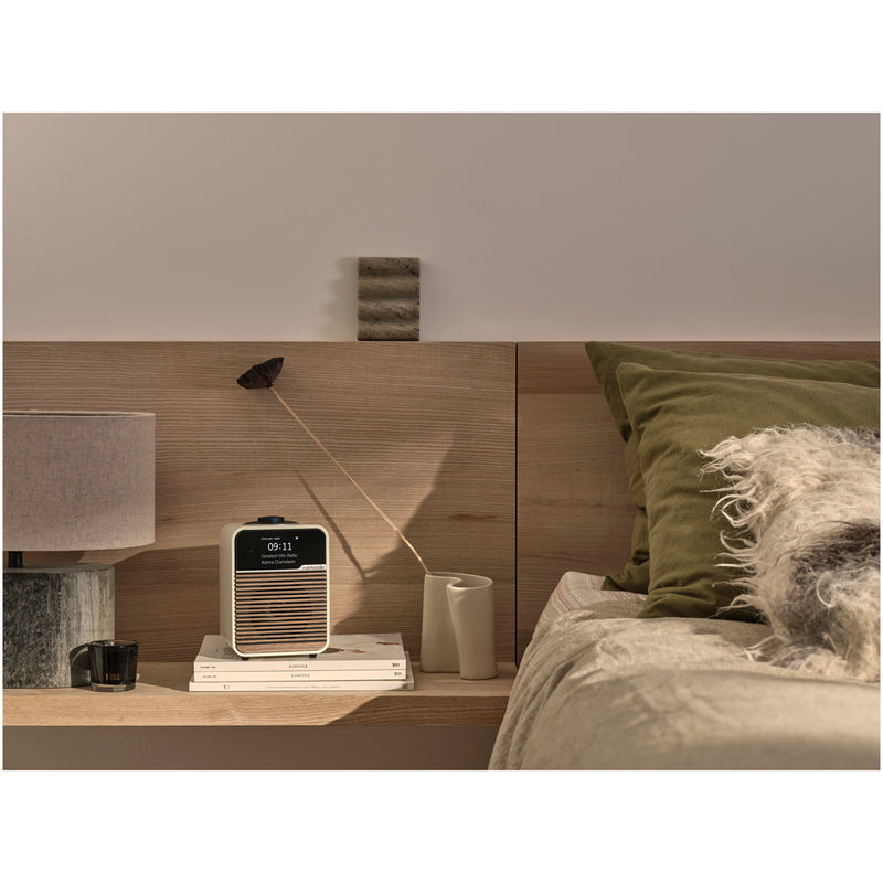 Ruark R1S Premium DAB DAB+ FM Bluetooth USB Digital Smart Radio Light Cream Cream