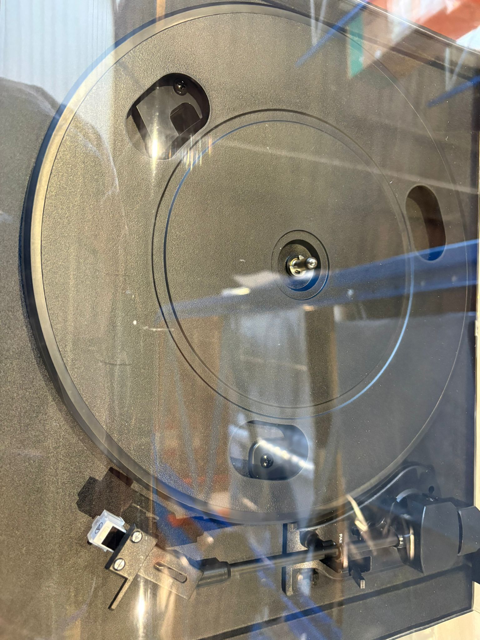 TEAC TN-180BT Bluetooth 3-speed Analog Turntable with Phono EQ in Black Ex-Display Clearance