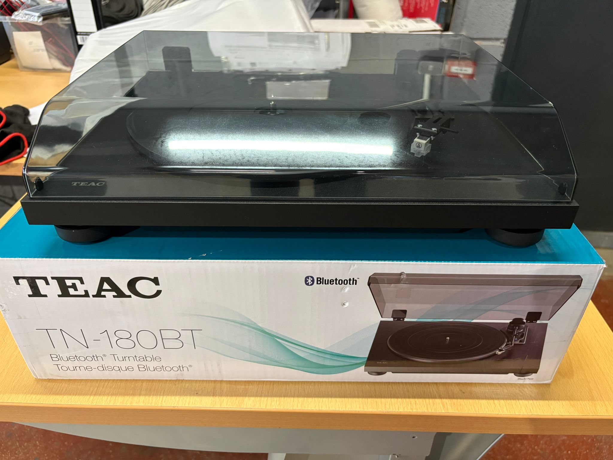 TEAC TN-180BT Bluetooth 3-speed Analog Turntable with Phono EQ in Black Ex-Display Clearance