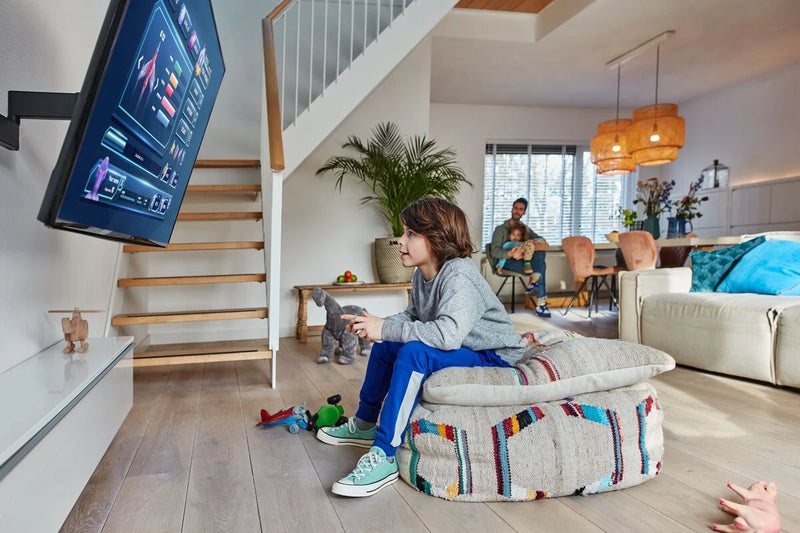 Vogels Comfort TVM 3465 Full-Motion TV Wall Mount from 32 to 65 inches - Open Box Clearance