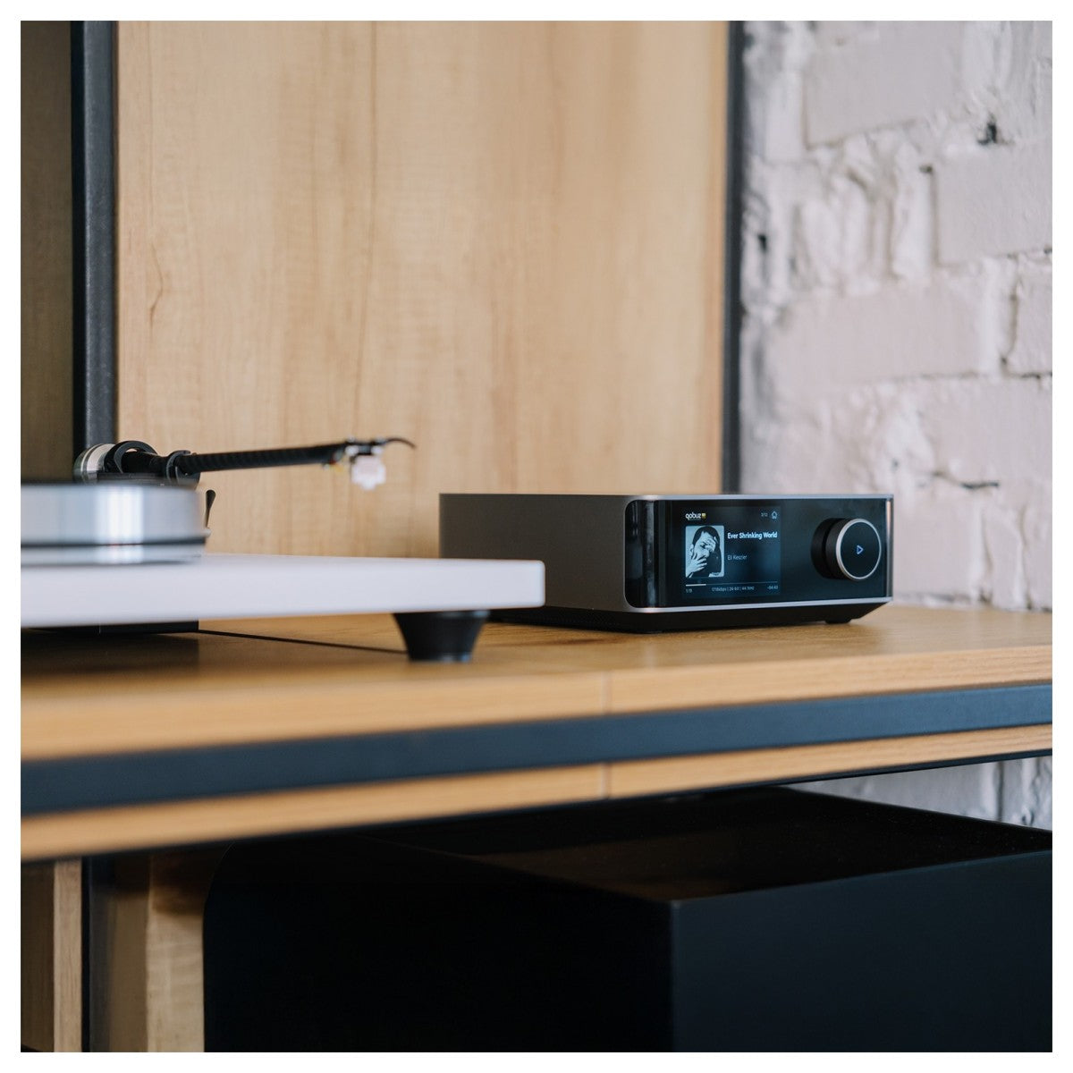 WiiM AMP ULTRA 100W High-Performance Streaming Amplifier Silver Silver