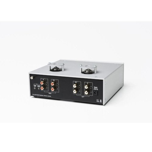 Pro Ject Tube Box DS2 preamp Walnut and Silver