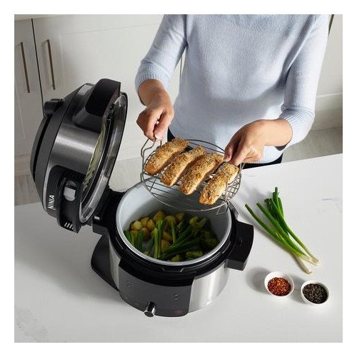Ninja Foodi 11 in 1 SmartLid Multi Cooker 6L OL550UK Silver