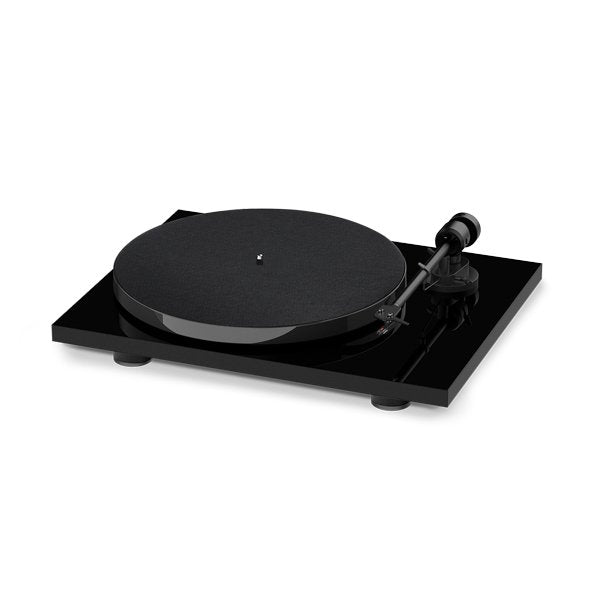 Pro-Ject Audio Systems E1 Plug and Play Turntable with built-in Phono Preamp and Bluetooth transmitter Black Black